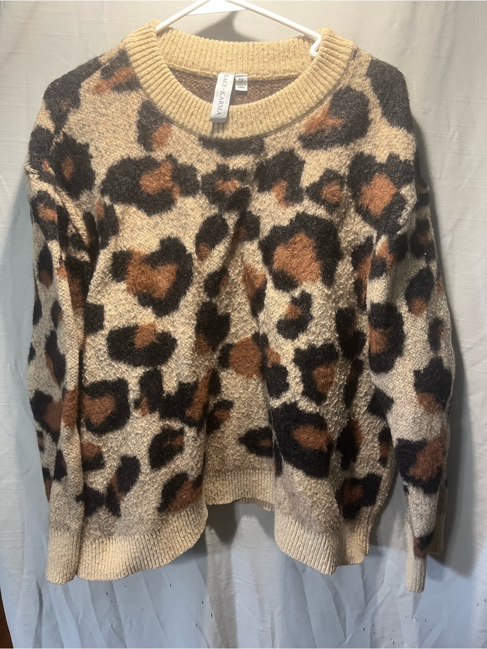 Soft Leopard Crewneck Sweater - Tan/Black/Brown